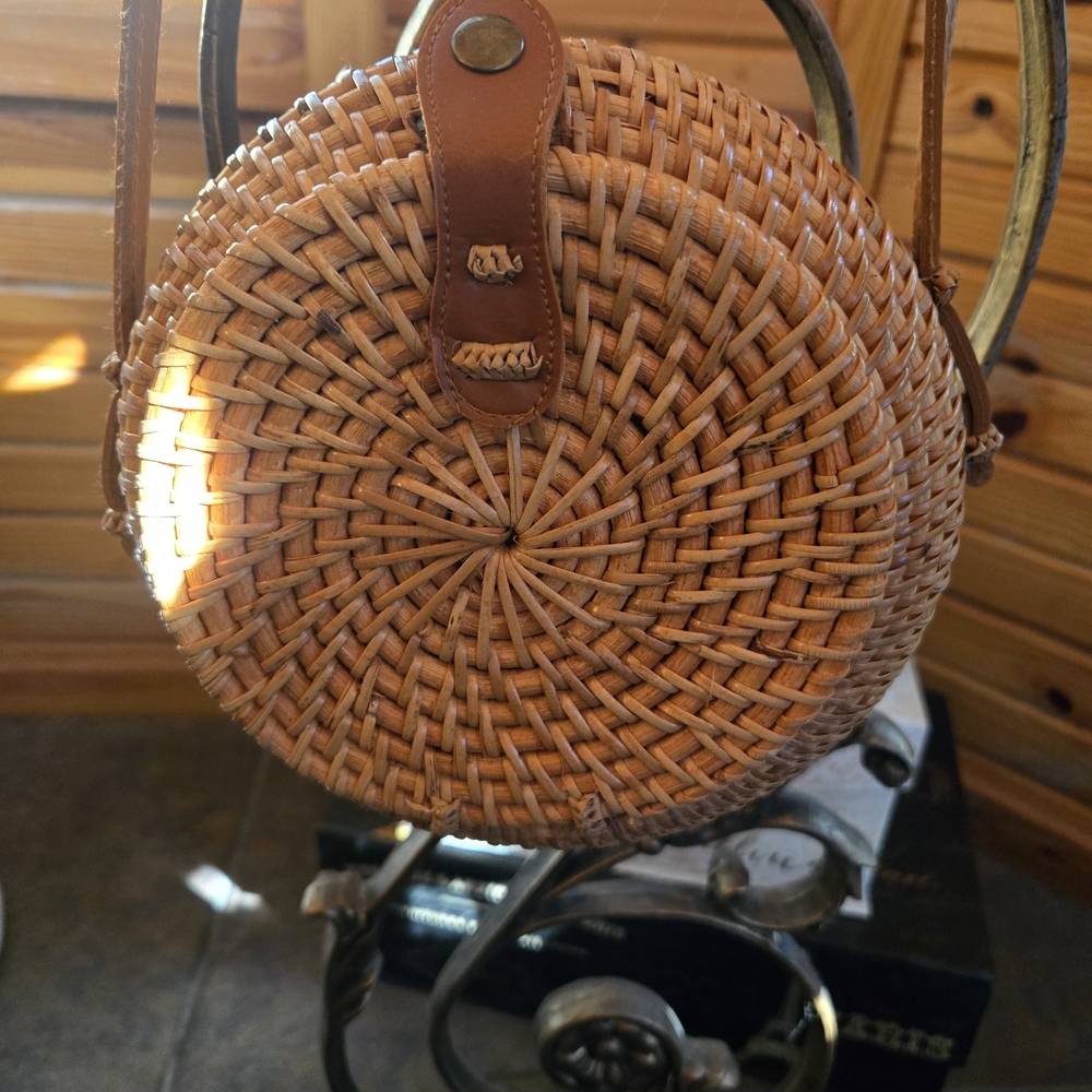 Round Woven Tan Bag